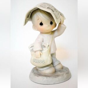 Precious Moments Sending you Showers of Blessings-1988  Charming Figurine